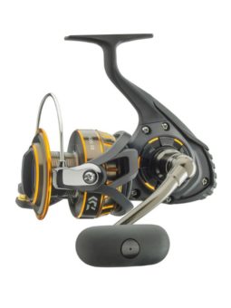 CARRETE DAIWA BG 3000